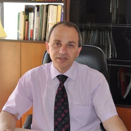 Eduardo Martínez