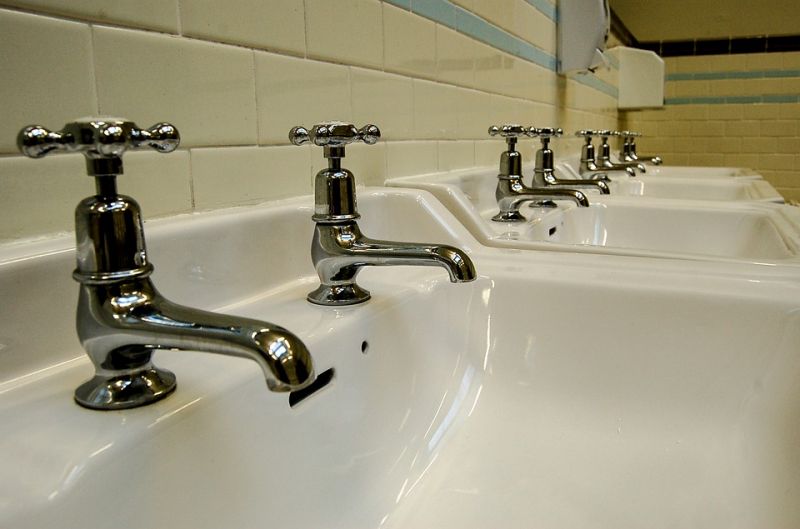water-tap-1269763_960_720.jpg