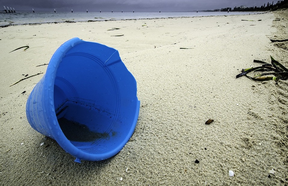 BlueTube to Clean the Beaches