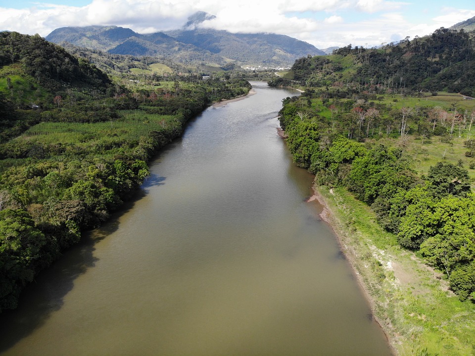 Deforestation and Climate Change Combined May Split Amazon in Two