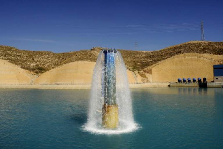 UAE Desalination Cheaper with Wind