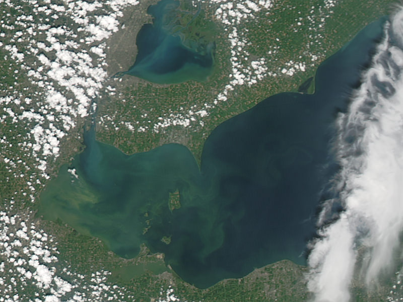 Monitoring Harmful Algal Blooms with GIS and Remote Sensing (VIDEO)