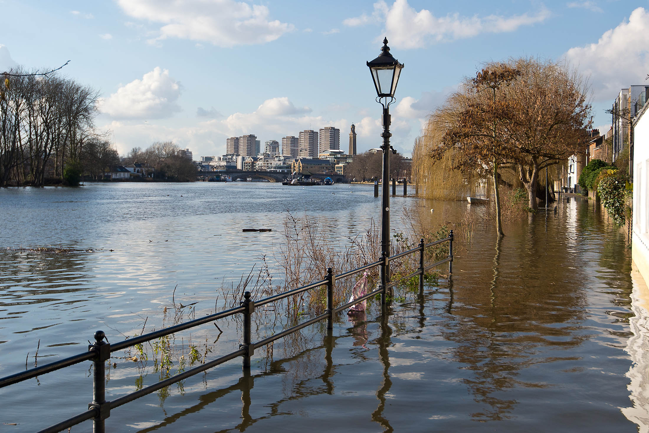 Growing London Faces Water Shortages