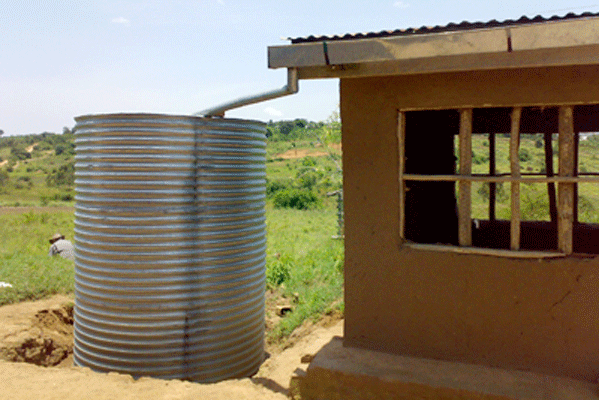 Zimbabweans Capture Rainwater for Future Use