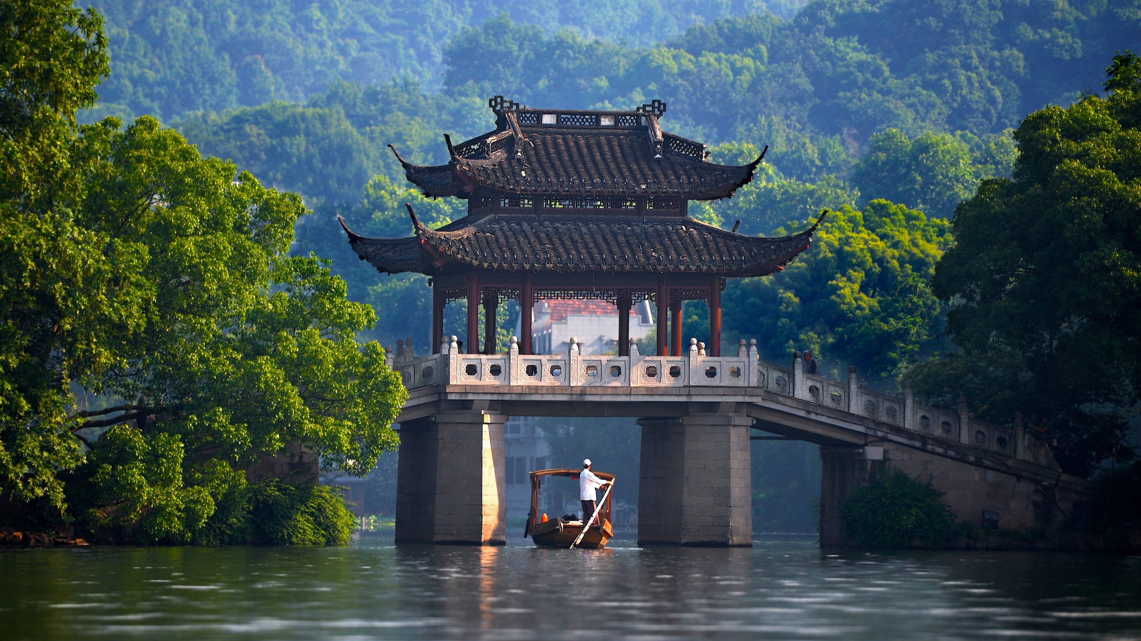 China to Strengthen Anti-pollution Water Laws