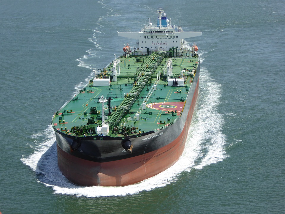 Experts Fear Deserted Oil Tanker off Yemen Could Explode