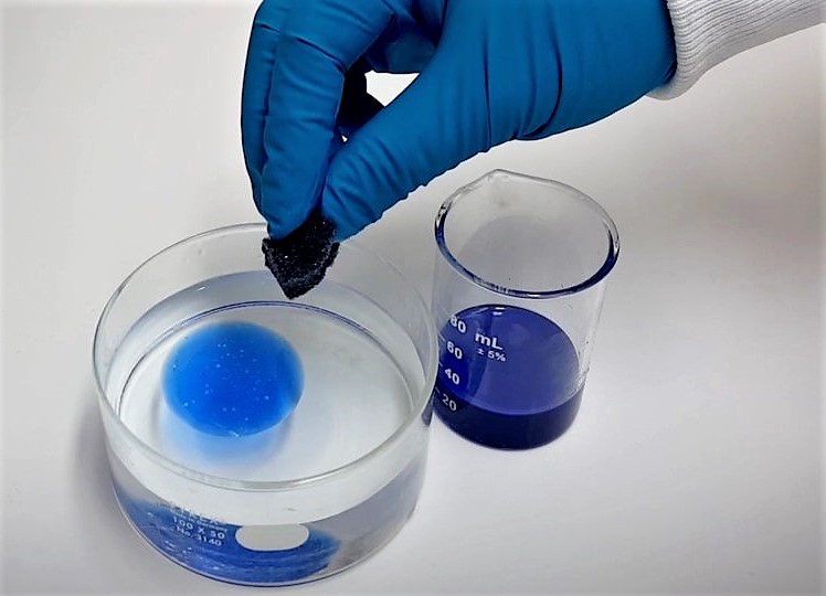 Oleo Sponge Successfully Cleans Ocean Oil Spills off Californian Coast