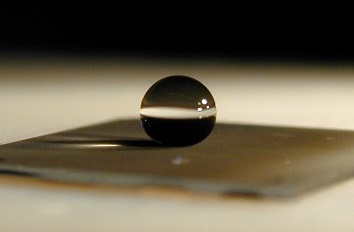 Using Lasers to Create Super-hydrophobic Materials