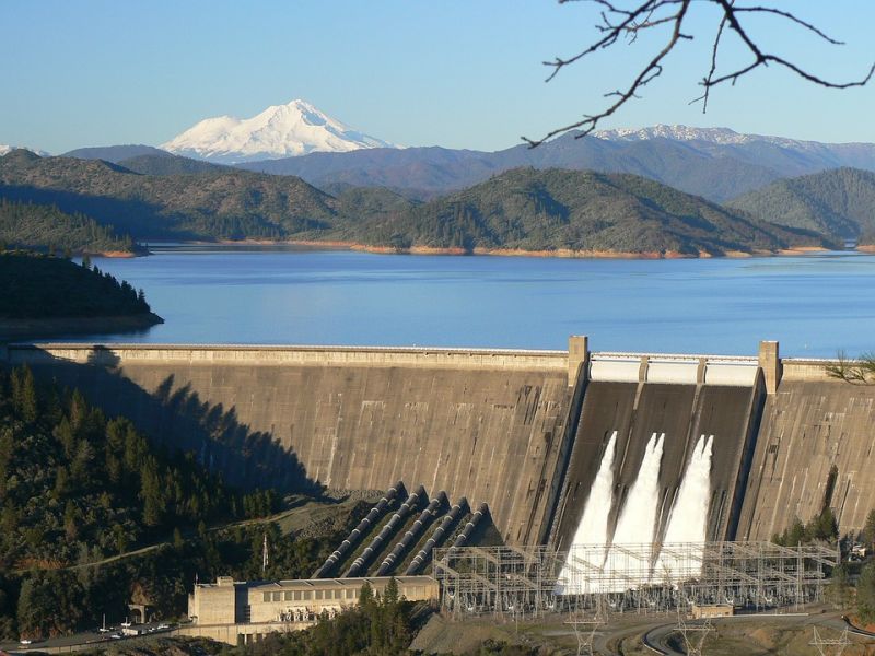dam-1991367_960_720.jpg