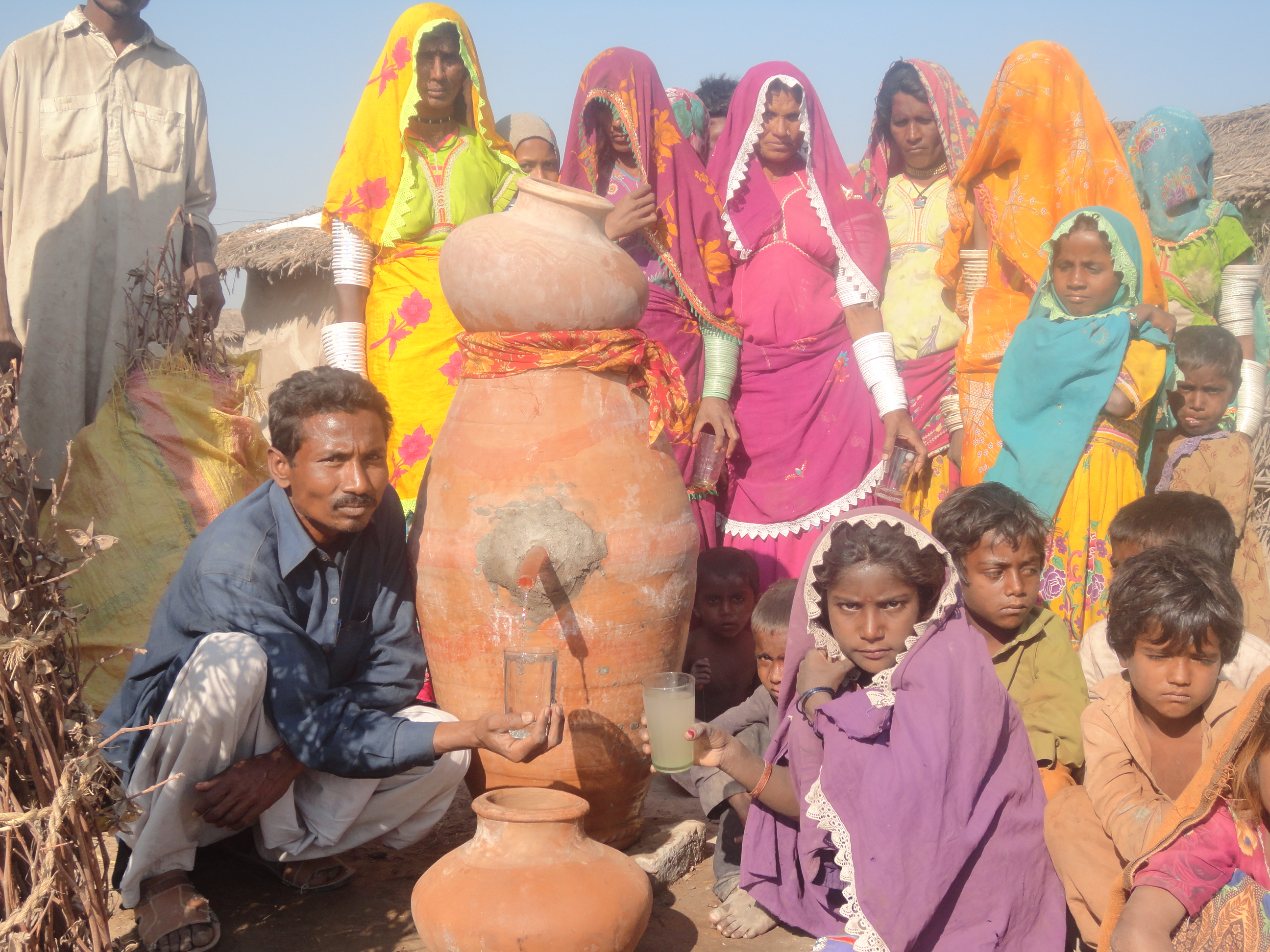 Case Study 6.4: Drinking Water through Household-Level Bio-Sand Filtration in Pakistan UN SCAP Policy Manual 2015