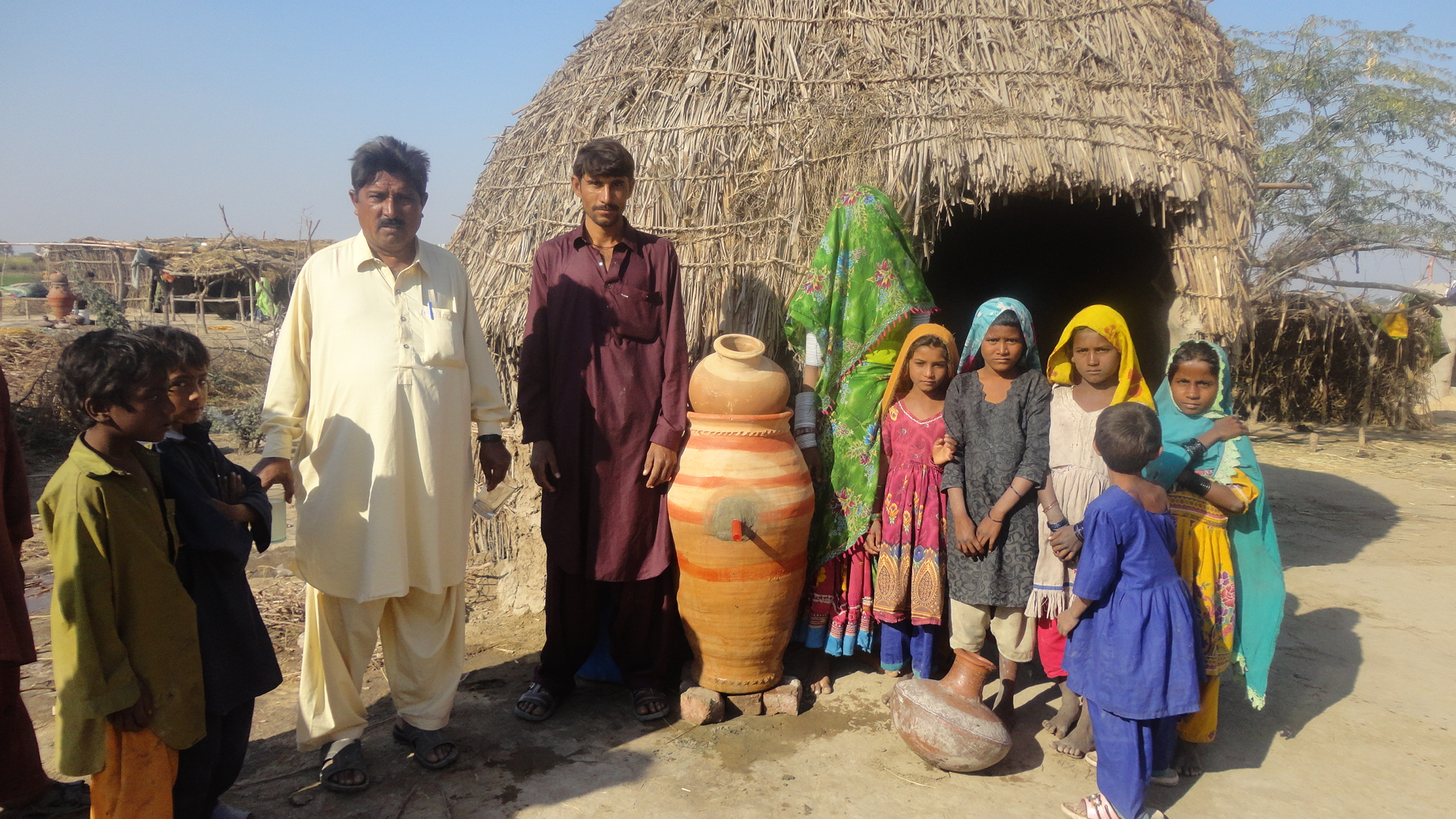 Case Study 6.4: Drinking Water through Household-Level Bio-Sand Filtration in Pakistan UN SCAP Policy Manual 2015
