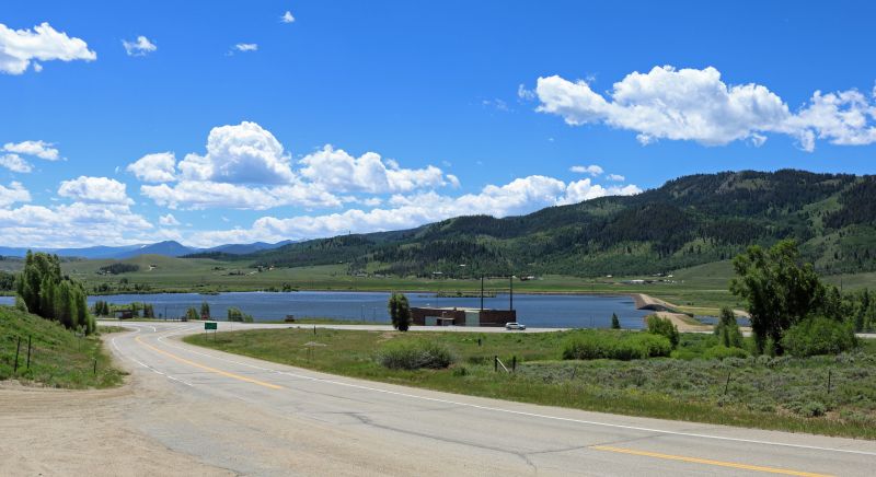 Windy_Gap_Reservoir.JPG