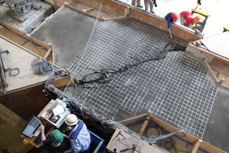 Cornell Tests Earthquake-Resilient Pipeline for L.A.