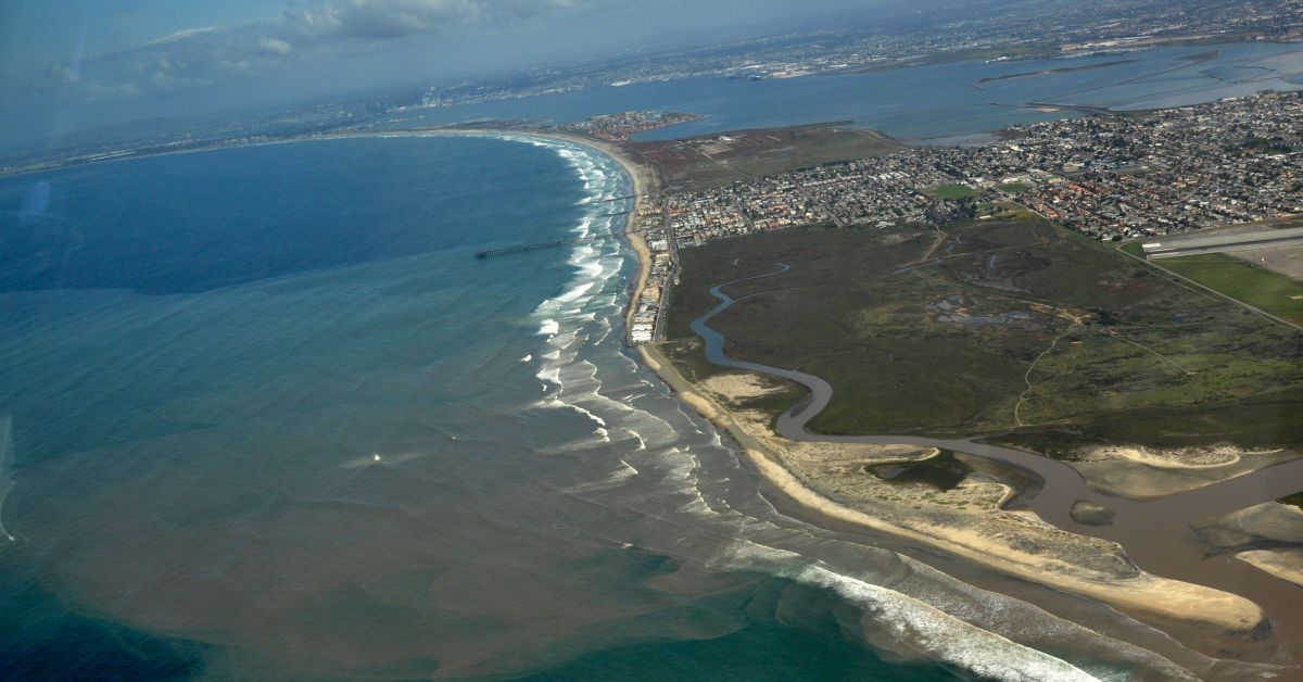 Coastal Water Pollution Transfers to the Air in Sea Spray Aerosol and Reaches People on LandNew research led by Scripps Institution of Oceanogra...