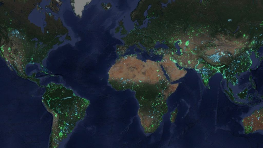 Surface water shifting around the Earth - BBC News