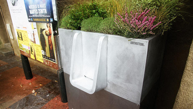 Simple Technology to Turn Human Waste in Compost