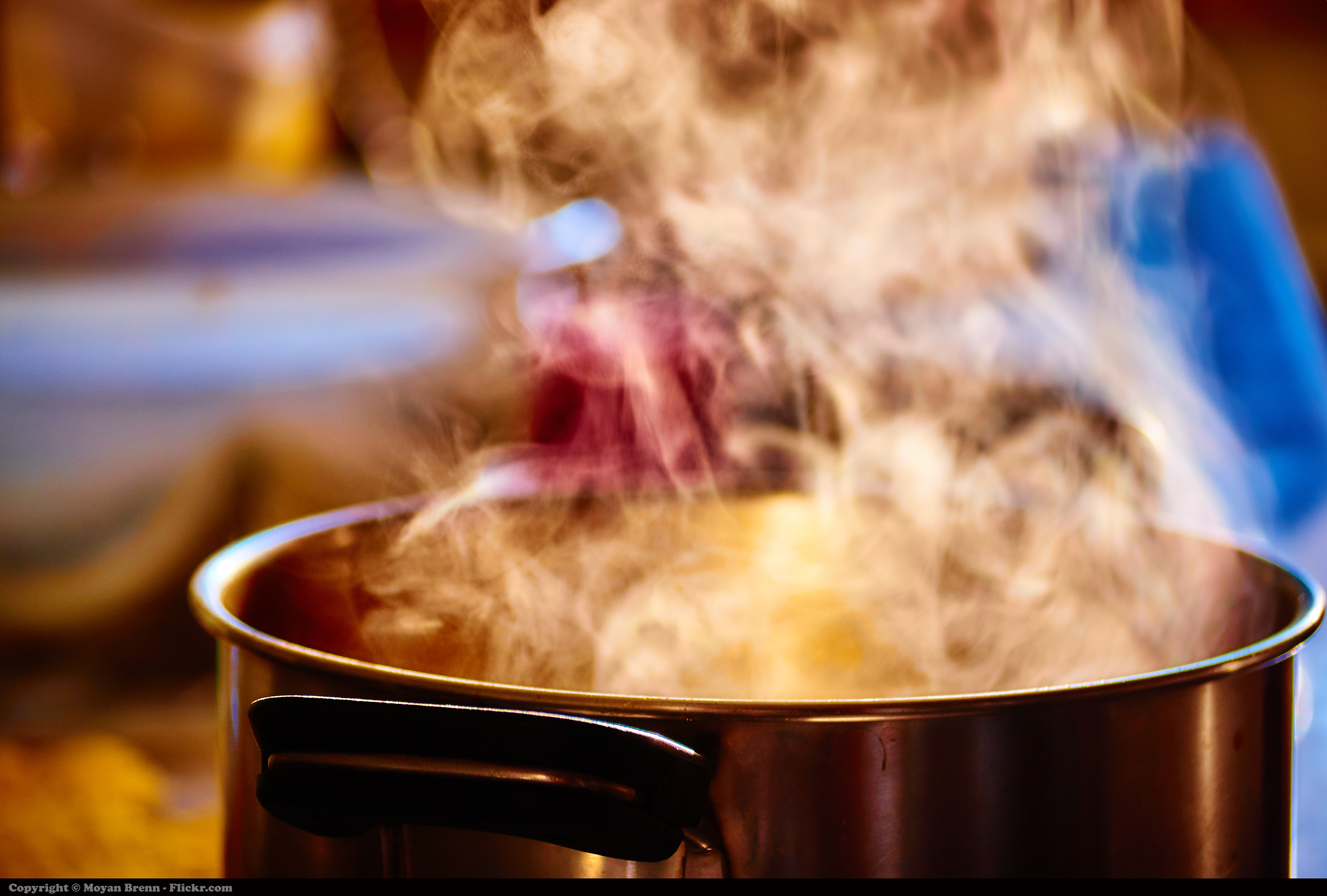 Cooking with Chloraminated Water and Salt Could Create Toxic Molecules