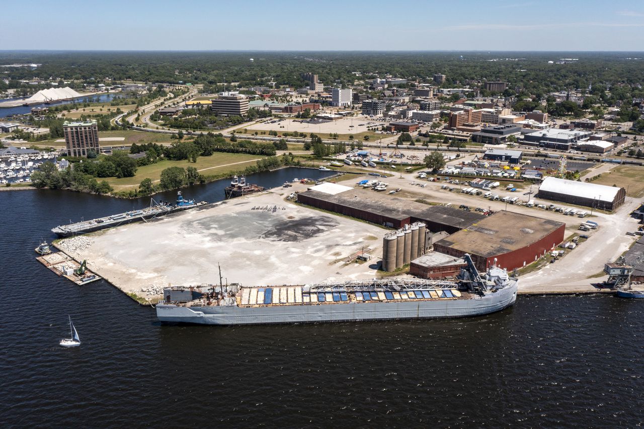 Great Lakes resurrection: Muskegon Lake transforms from industrial dump to &lsquo;ridiculous&rsquo; potentialThis is the first of a three-part series ab...