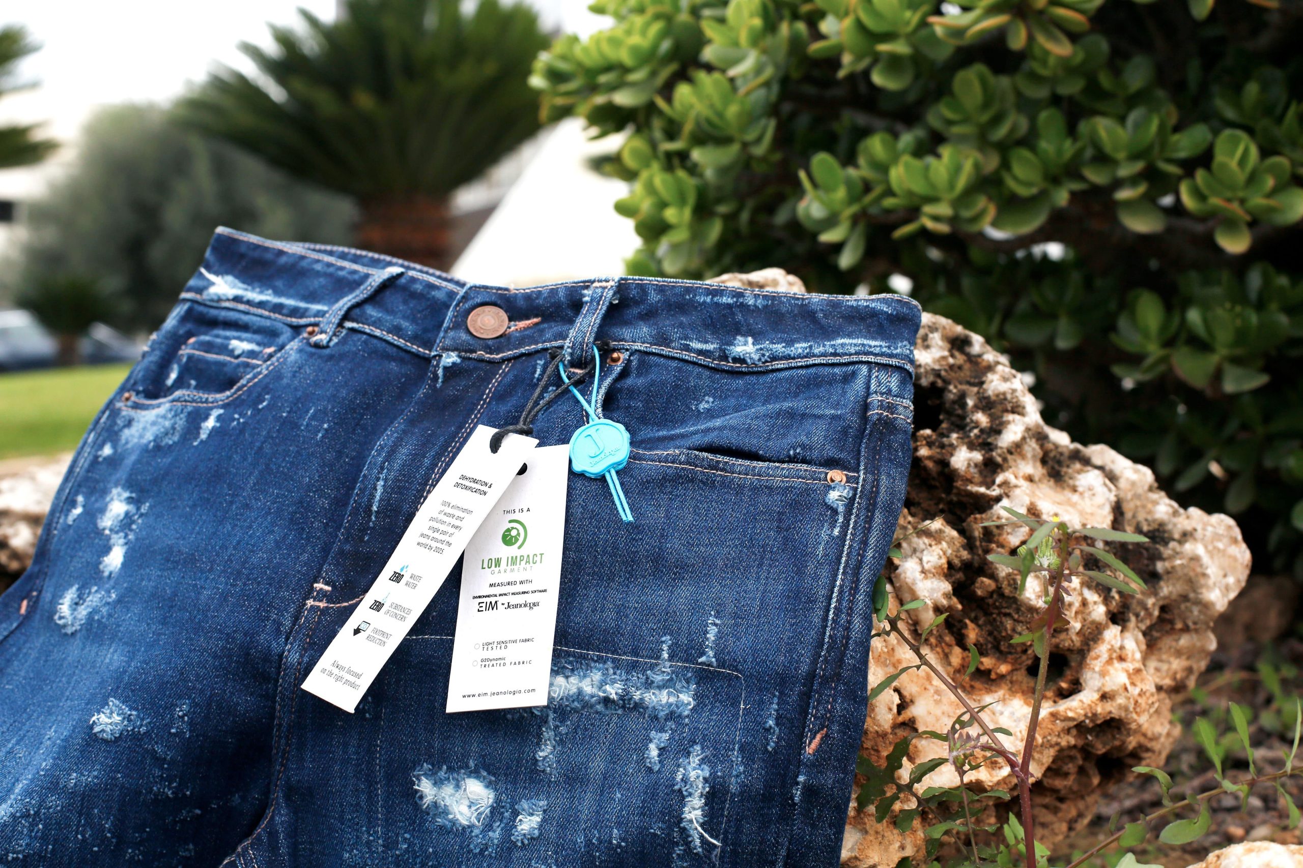 Jeanologia reduces water consumption in garment manufacturingAs part of Jeanologia&#039;s MissionZero project, the Spanish company aims to eliminate ...