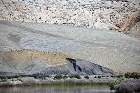 Study Investigates Smart Waterflooding in Sandstone Reservoirs