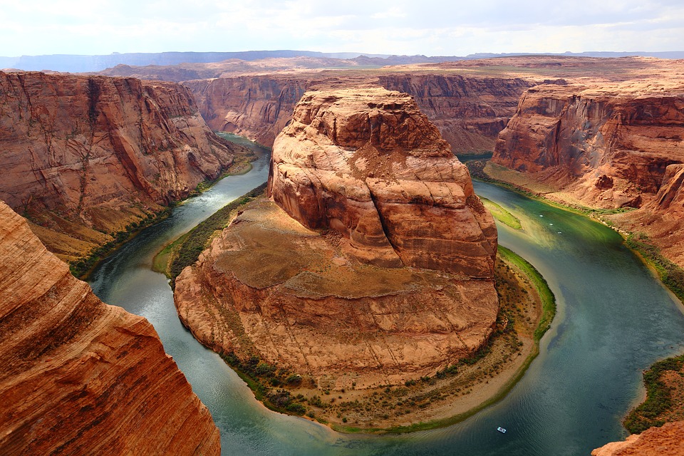 Interior and States Sign Historic Drought Agreements to Protect Colorado River
