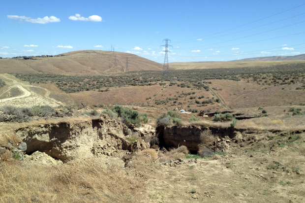 Kennewick water supply project causes erosion behind Zintel Canyon Dam  