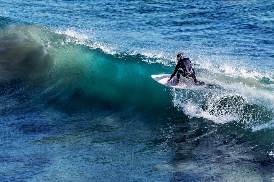 Surfers Three Times More Likely to Have Antibiotic-resistant Bacteria in Guts