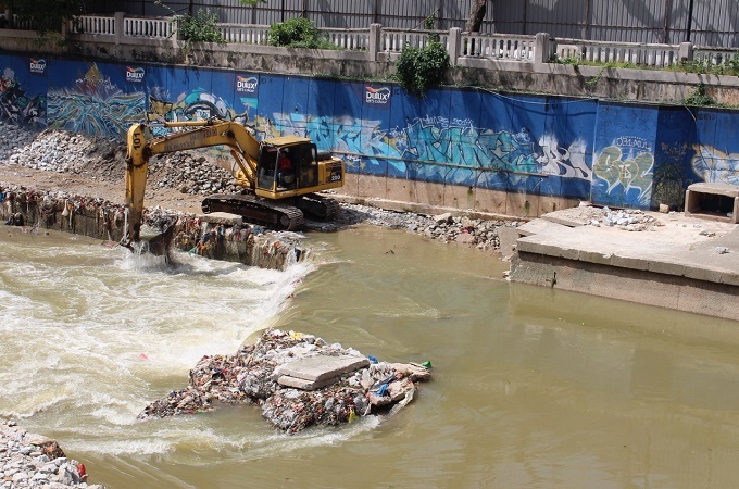 Cleaning up Malaysia's rivers of life