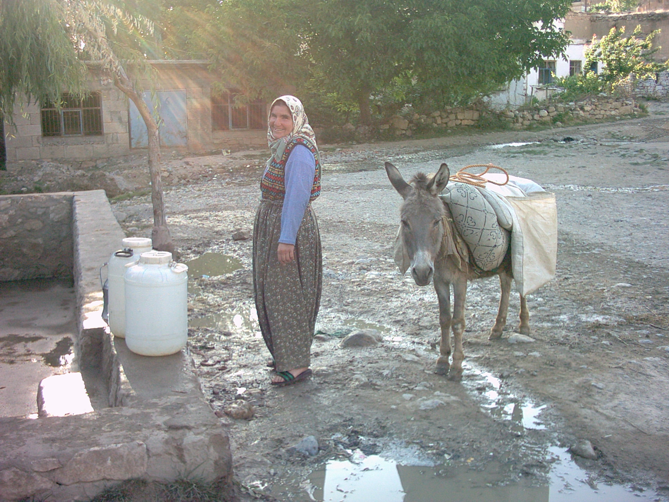 After seeing the picture from the post, "https://www.afrik21.africa/en/tunisia-faced-with-climatic-hazards-afd-publishes-water-a-promise-of-eman...