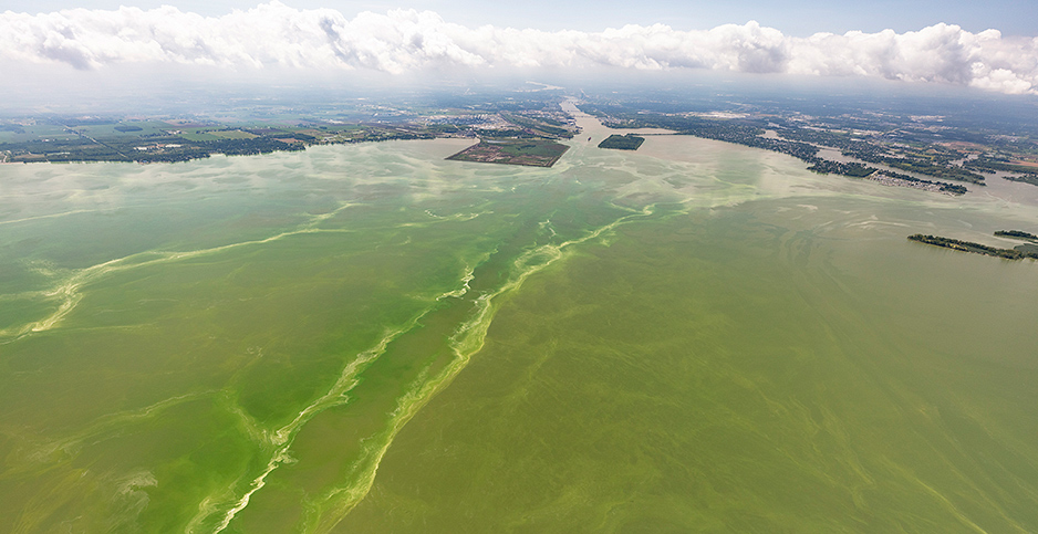 CLIMATE: Study: Warming lakes smother fish, foul drinking waterNew research warns that climate change-driven drops in oxygen levels in the world...