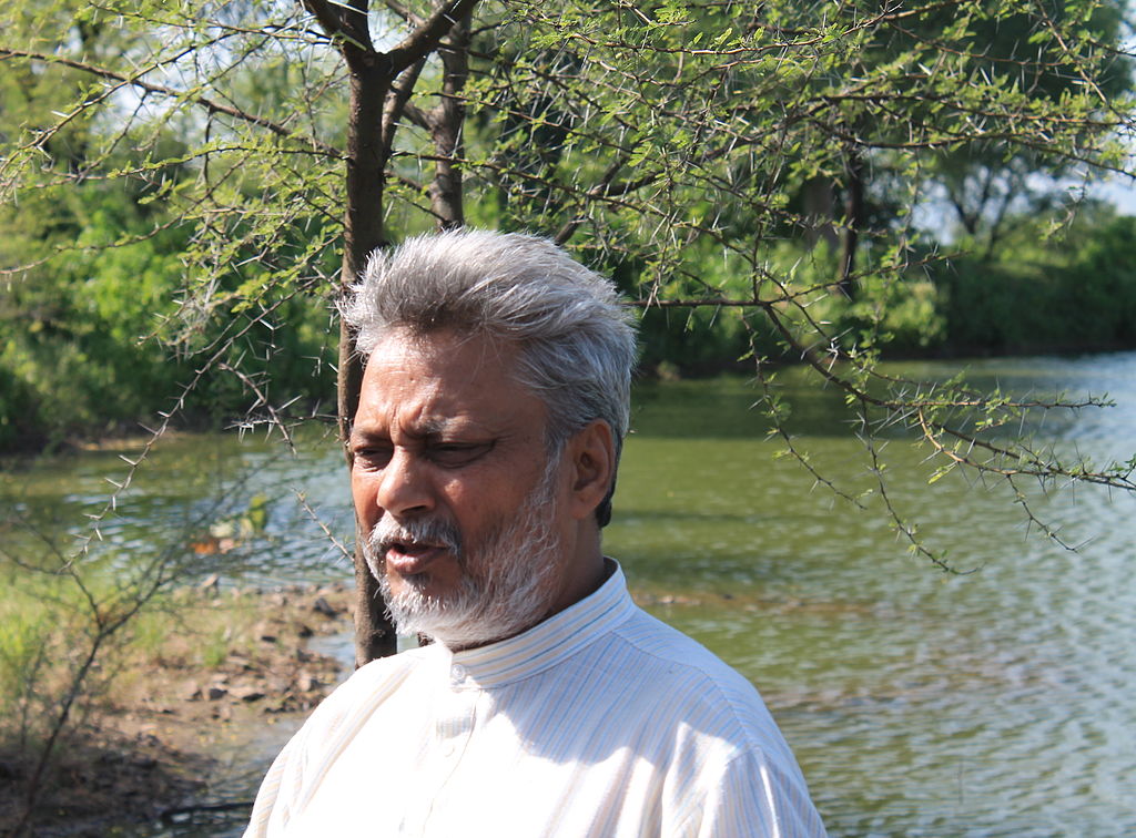 Linking People with Rivers