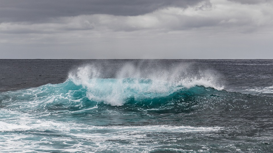 This Device Could Deliver Clean Wave Energy to Thousands of Homes