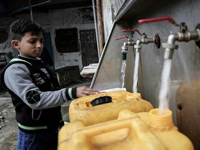 In war-scarred Gaza, water pollution behind health woes