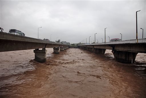 Mobile Purifying Plants Provide Water in Flood Zones