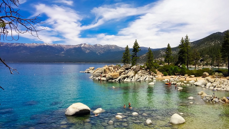 UC Davis Underwater Robot Measures Lake Tahoe Climate Change