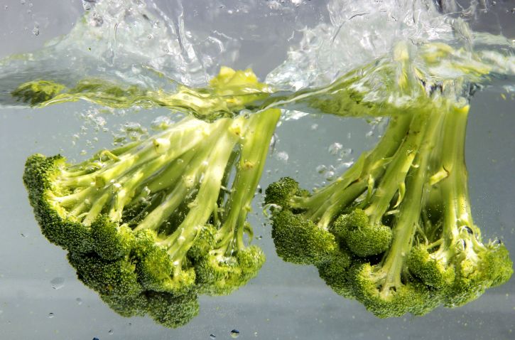 Irrigation with Ozonised Water to Tackle Fungal and Bacterial Damage on Broccoli