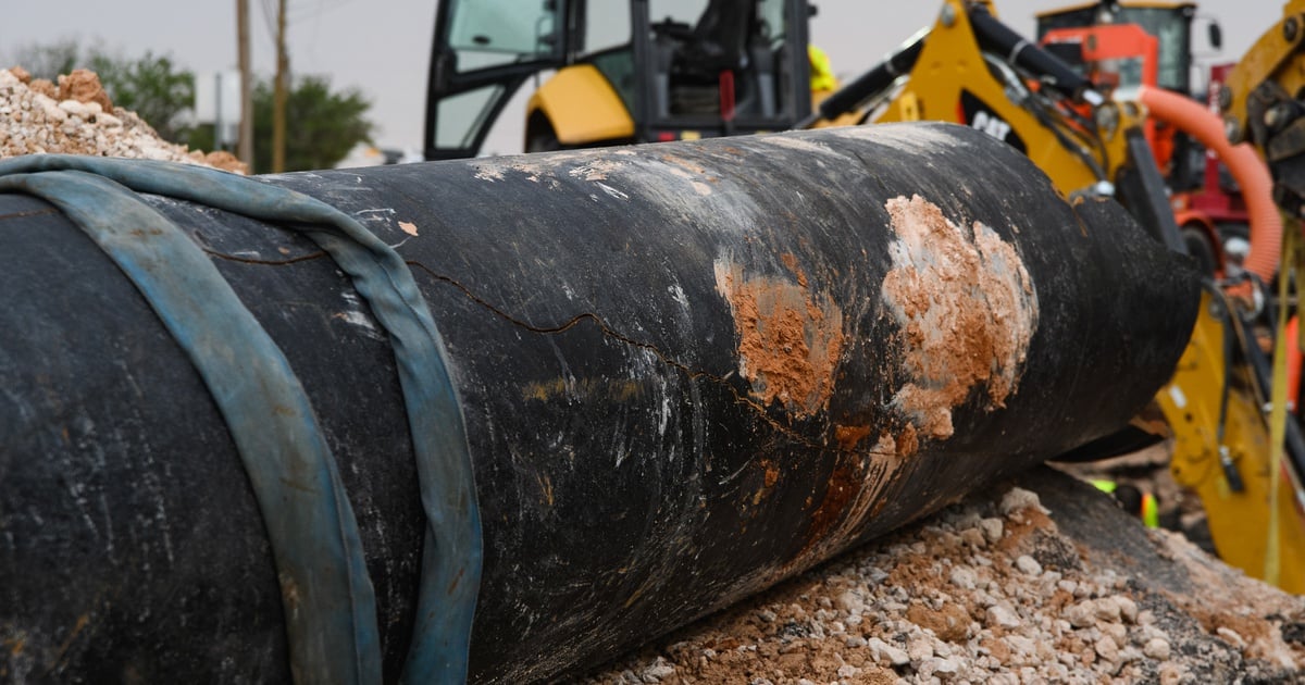 Texas Senate moves to set aside billions for future water needsThe Senate on Monday passed a bill that would create a new state fund tailored fo...
