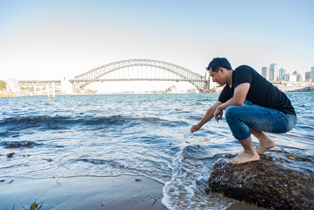 Tiny Membrane Makes Sydney Harbour "Drinkable"