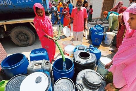 How Can We Organize Urban Water Infrastructure?
