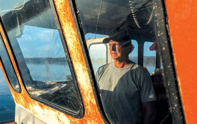 Innovative Fish Farms Aim to Feed the Planet, Save Jobs and Clean Up an Industry's Dirty ReputationCarter Newell owns and operates one of the mo...