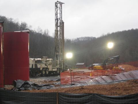 West Virginia Groundwater Not Affected by Fracking, but Surface Water Is