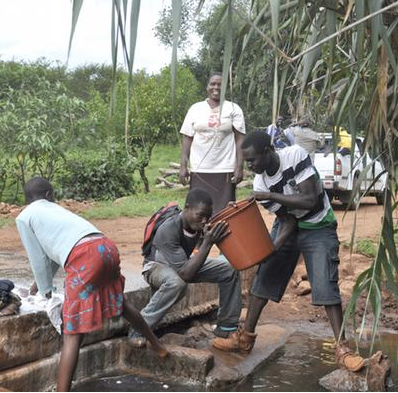 Zimbabweans demand clean drinking water