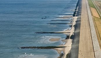 Unique Risk Standards for Flood Protection in Netherlands