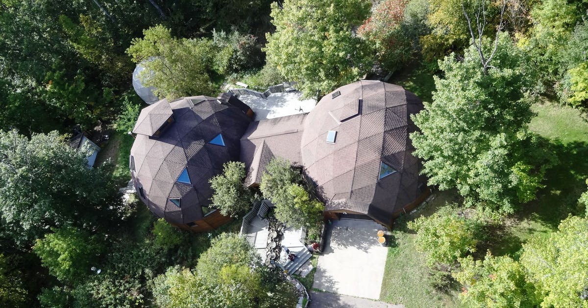 This Geodesic dome home in the woods of Brainerd is packed with green technologyIn the mid-1990s, an eco-entrepreneur designed and built a geode...