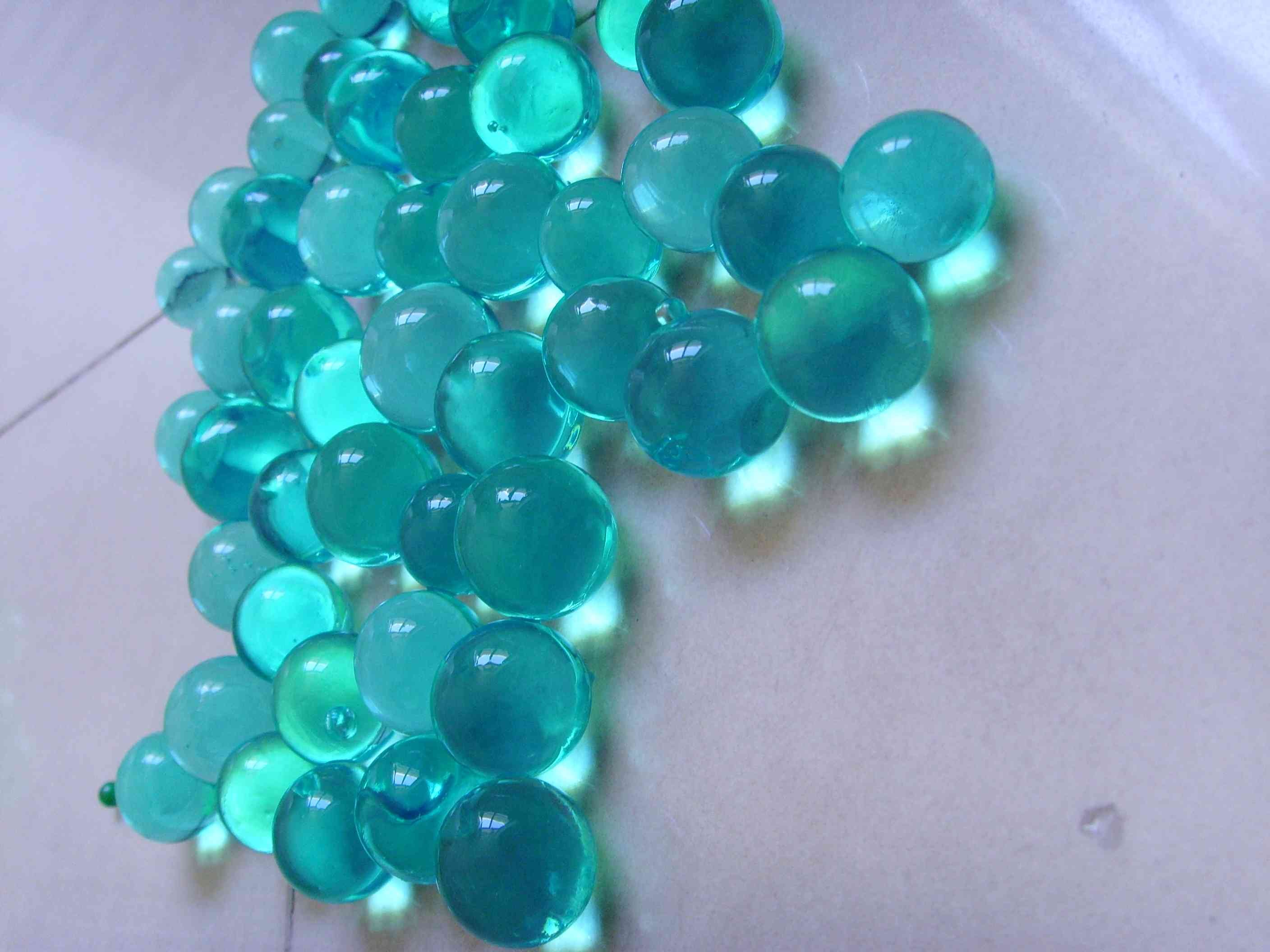 Hydrogel Cools Buildings without Power