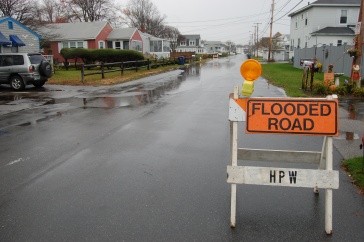 Researchers find rising seas can flood roads miles from the shore