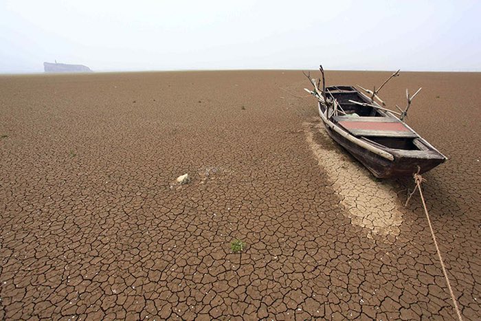 Saving China's Largest Freshwater Lake
