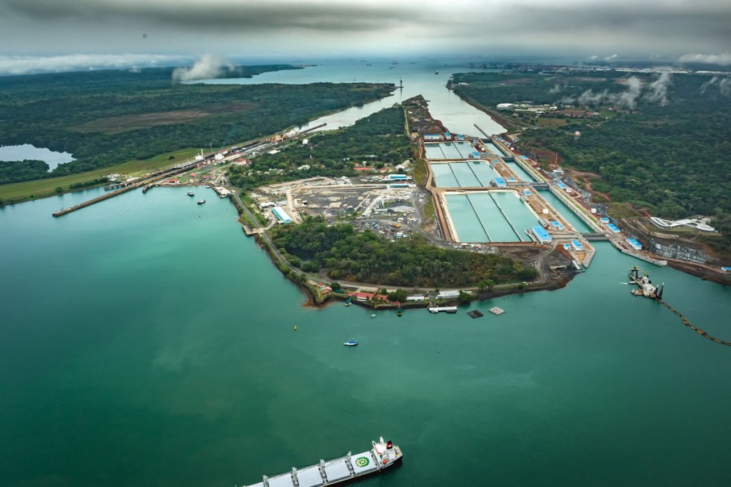 BNamericas - Spotlight: Panama Canal's 2021 infra and wat...