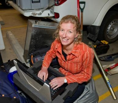 Measuring water flow in the endangered Coorong