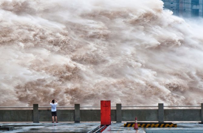 Dam Breaks Hydropower Record